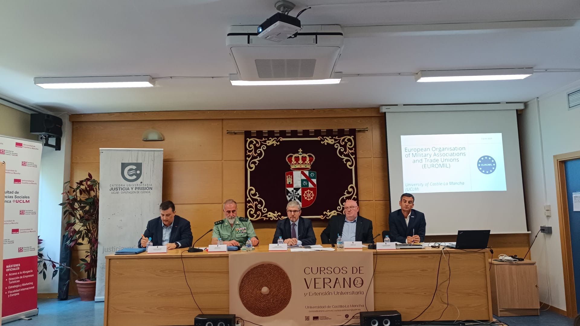 Curso de verano Policías con estatuto militar