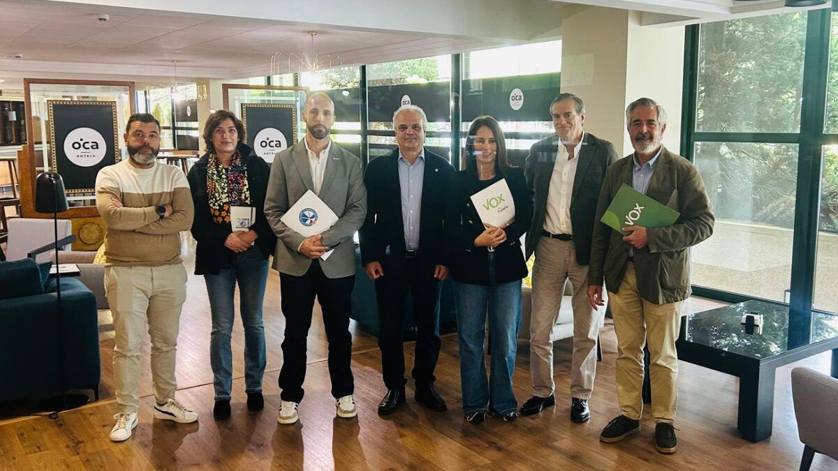 La Federación de AUGC Galicia y VOX.