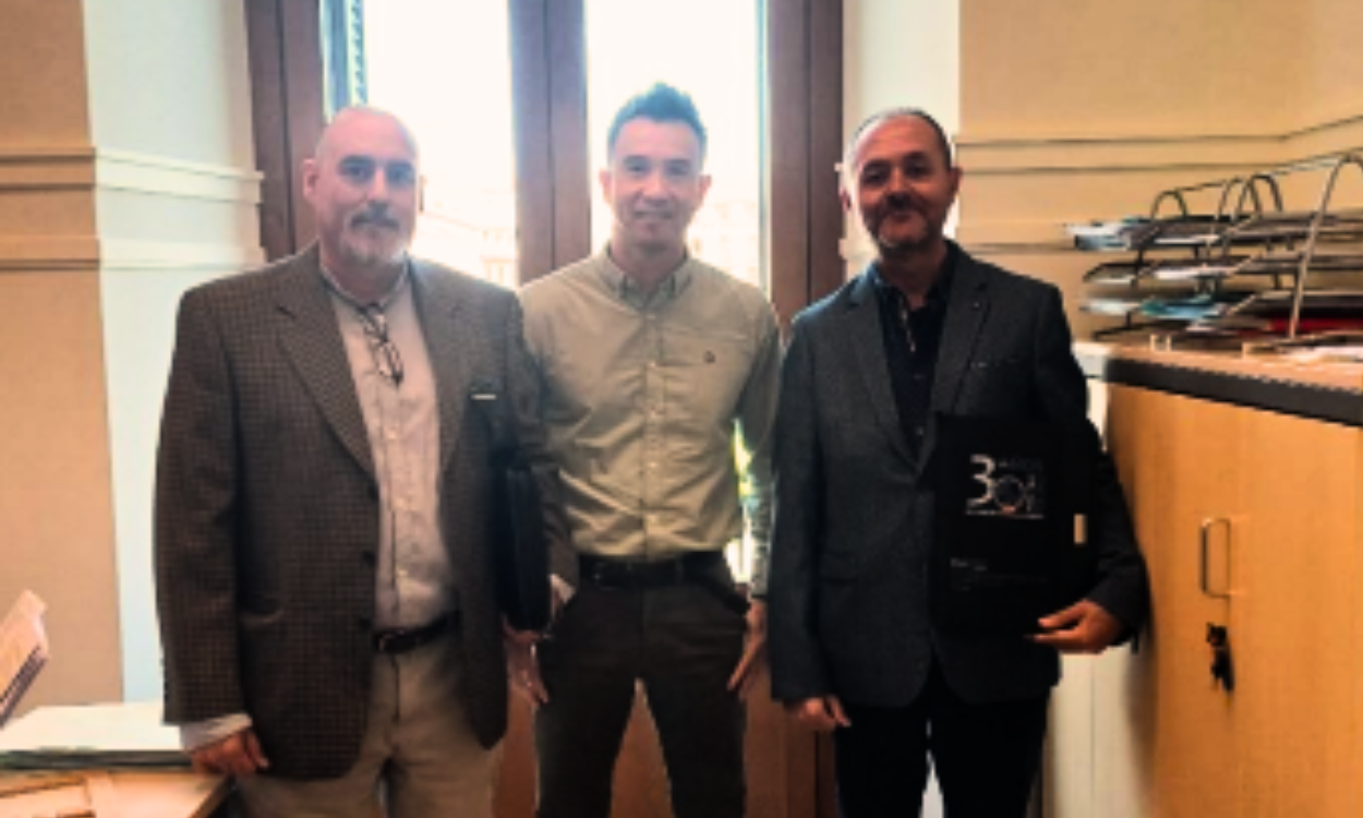 Representantes de AUGC Navarra junto al Director del Servicio de Estructura, Plantilla y Contratación Temporal de Personal del Gobierno de Navarra, Francisco Javier Larraneta Nido.