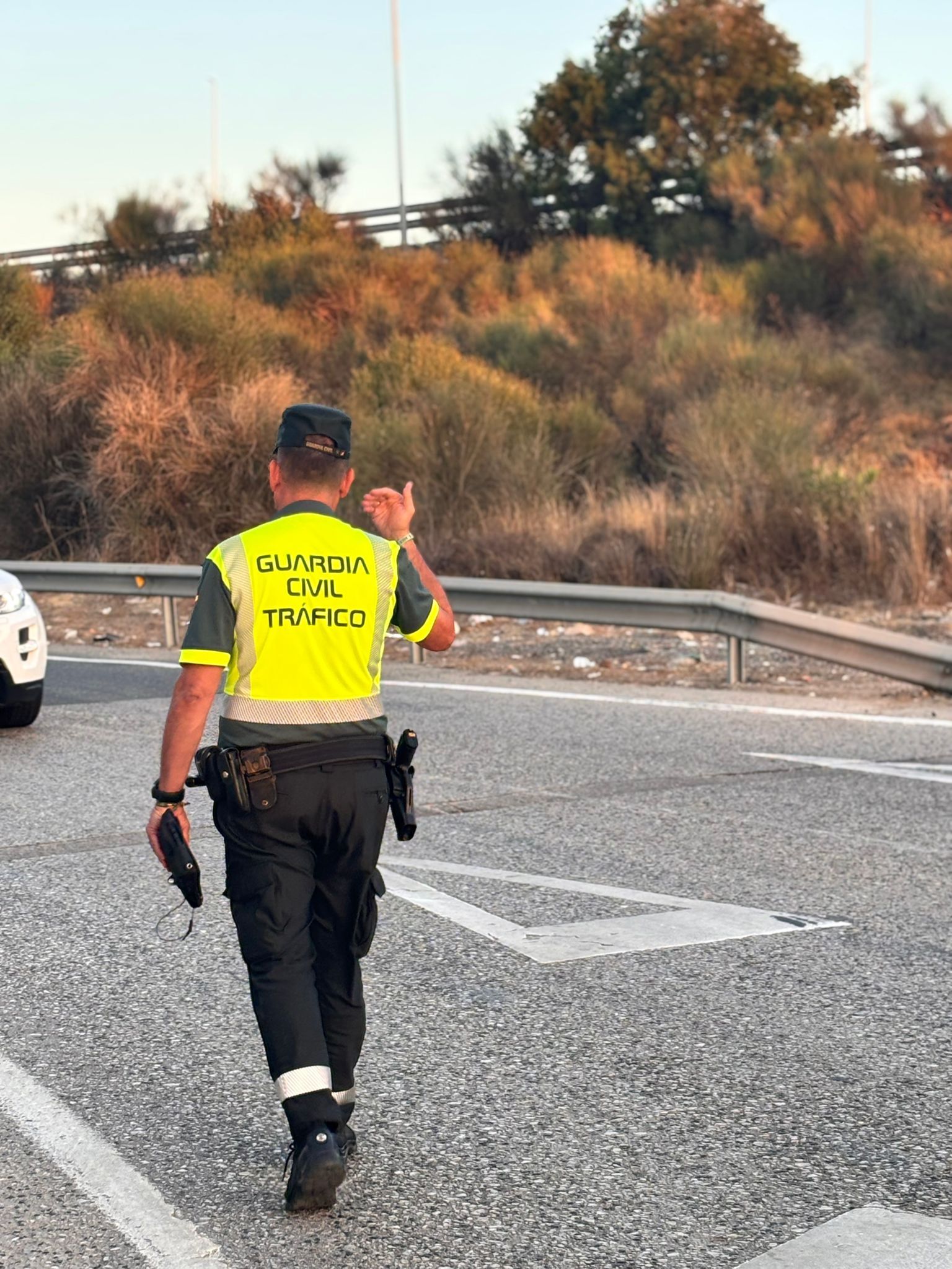 Un agente de la Guardia Civil de Tráfico.