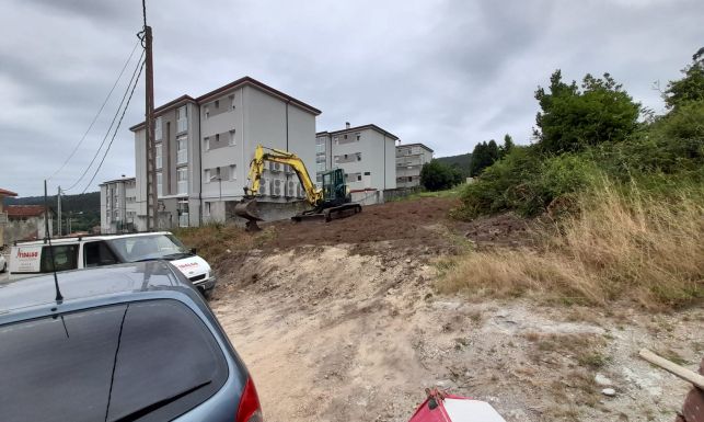 Zona estacionamiento inacabada