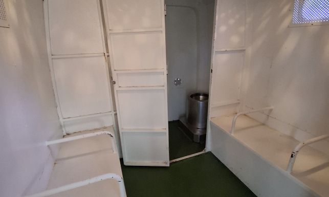 Estado de los furgones de traslado de presos