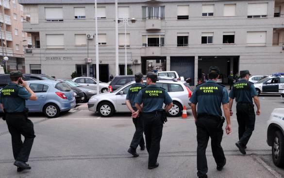 Guardias civiles en Torrevieja
