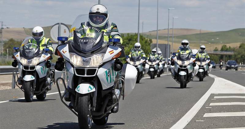 Motoristas de la Agrupación de Tráfico de la Guardia Civil.