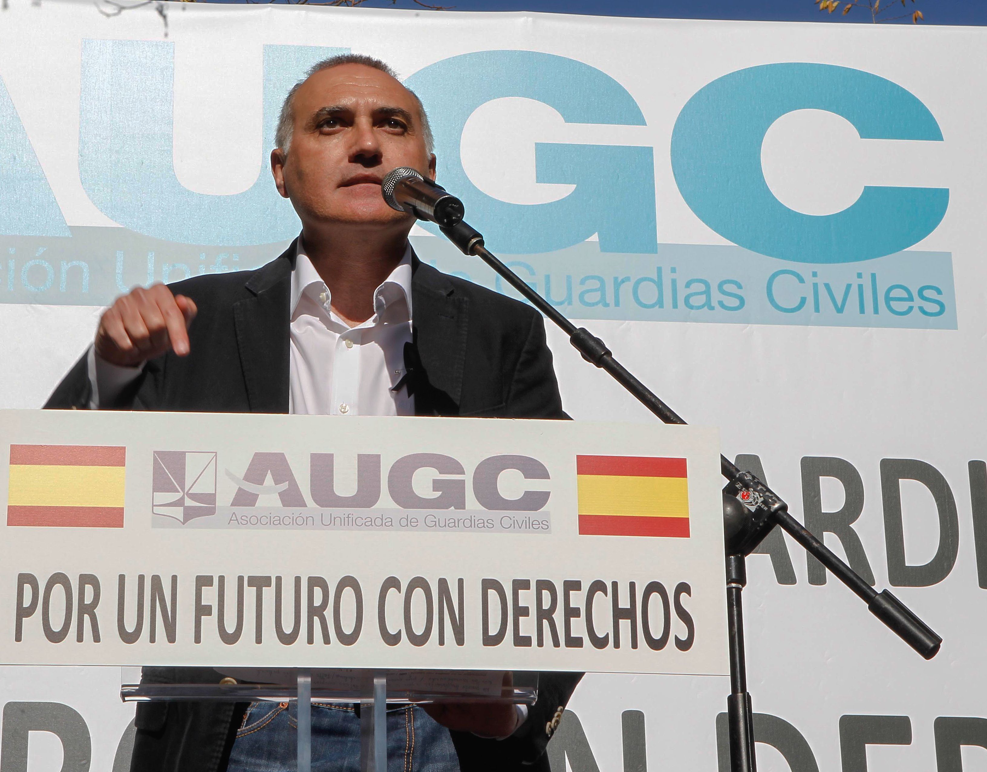 Alberto Moya, en su intervención al término de la manifestación del pasado 14 de noviembre.