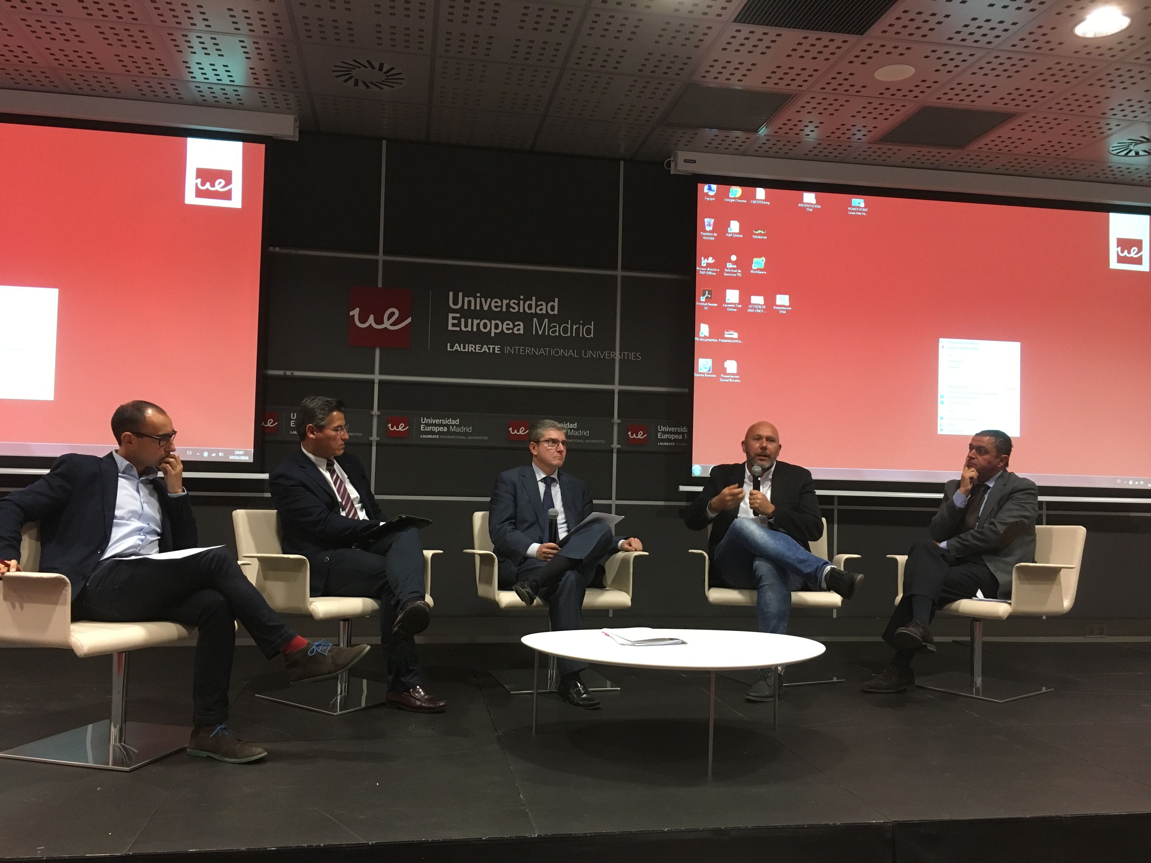 La jornada contó con políticos y juristas de reconocido prestigio.