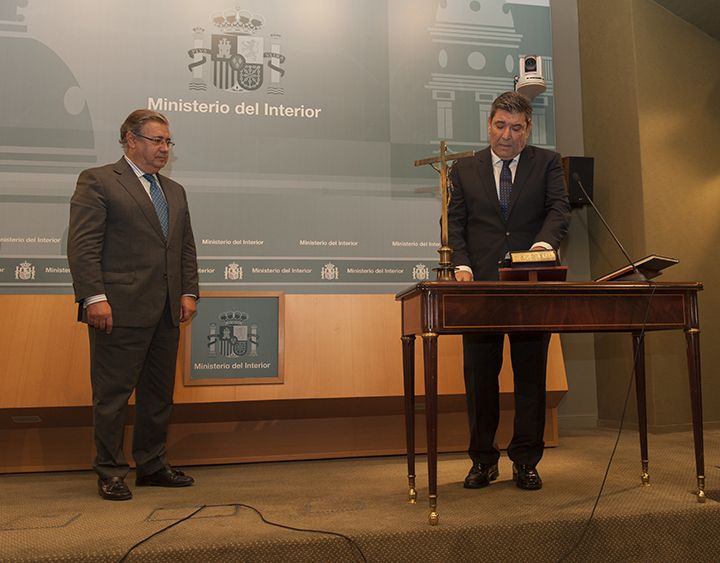 José Manuel Holgado, en la jura de su cargo ante el Ministro del Interior, Juan Ignacio Zoido.
