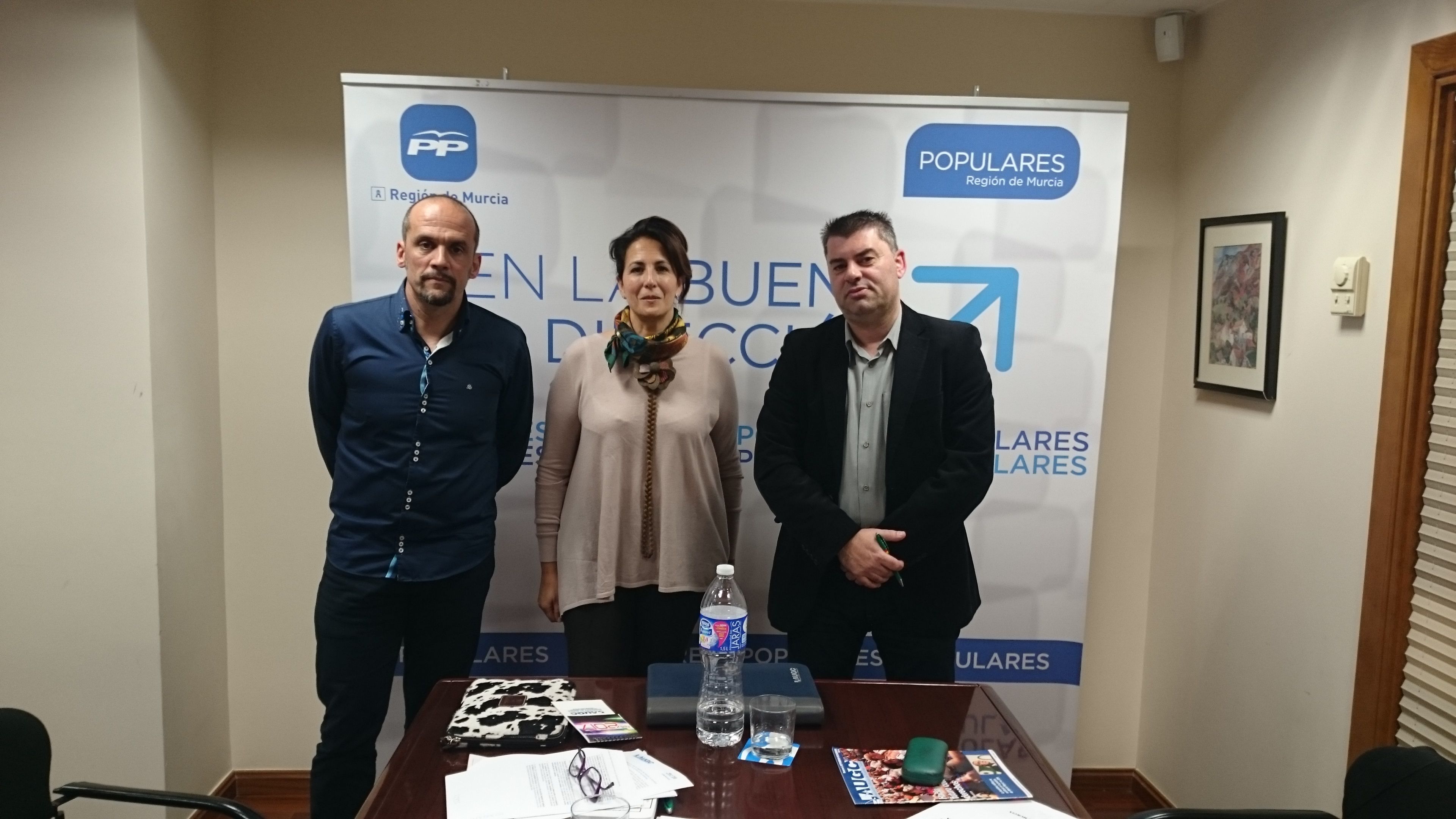 AUGC Murcia le expone a la diputada por el PP las principales reivindicaciones de los guardias civiles