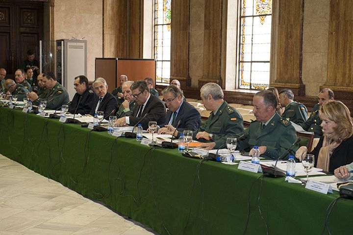 El Ministro del Interior, Juan Ignacio Zoido, presidió ayer el Pleno del Consejo de la Guardia Civil