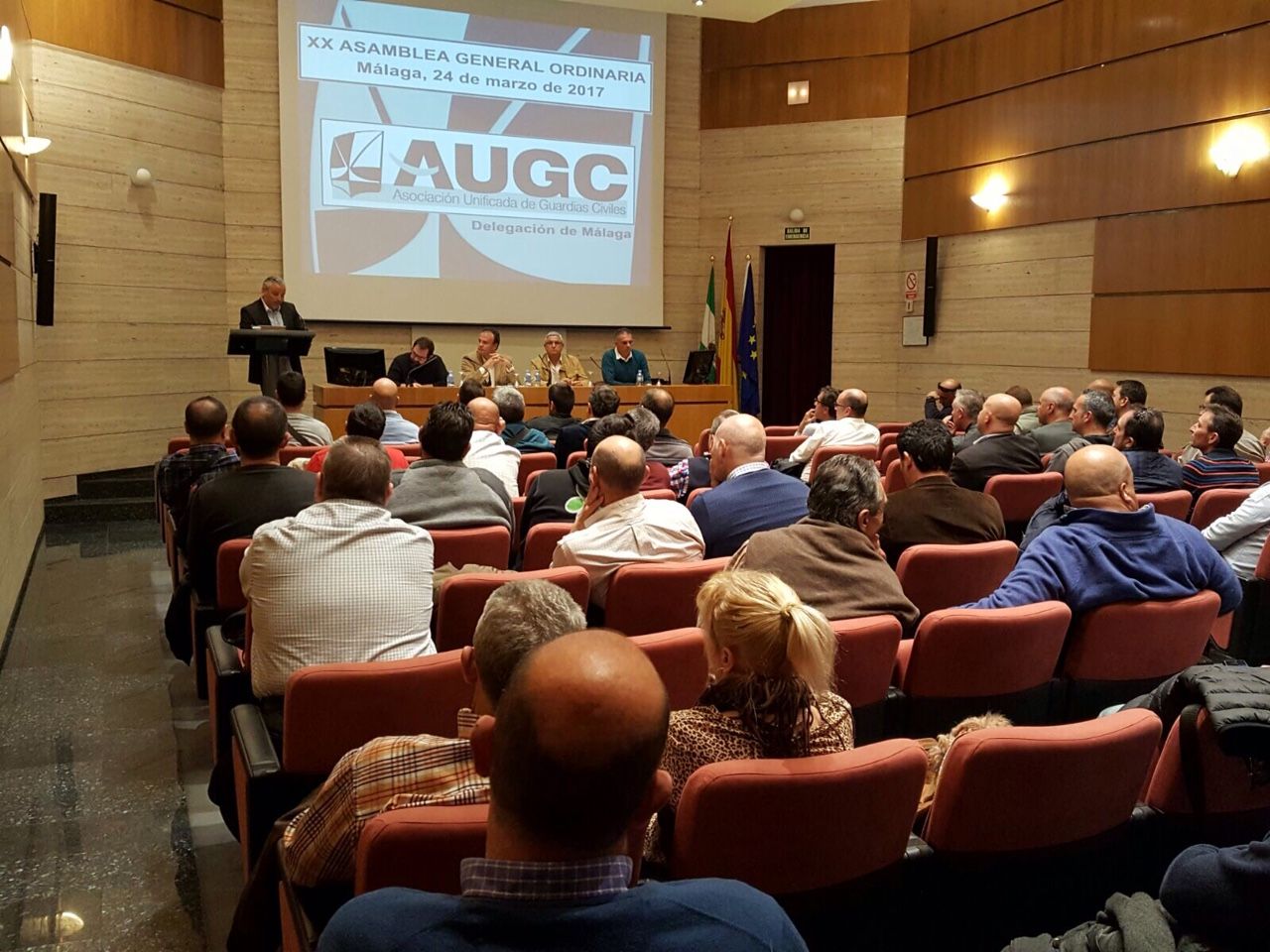 Vista general del salón de actos donde se desarrolló la asamblea de AUGC Málaga.