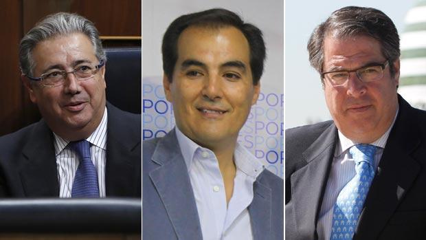 De izquierda a derecha: el ministro del Interior, el secretario de Estado de Seguridad y el director general de la DGT.