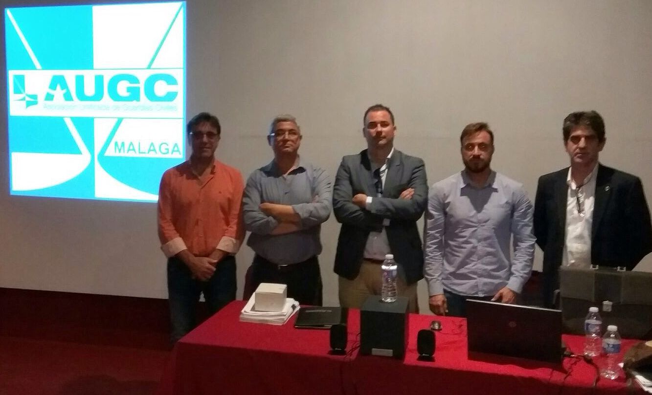 Los representantes de AUGC organizadores del curso.