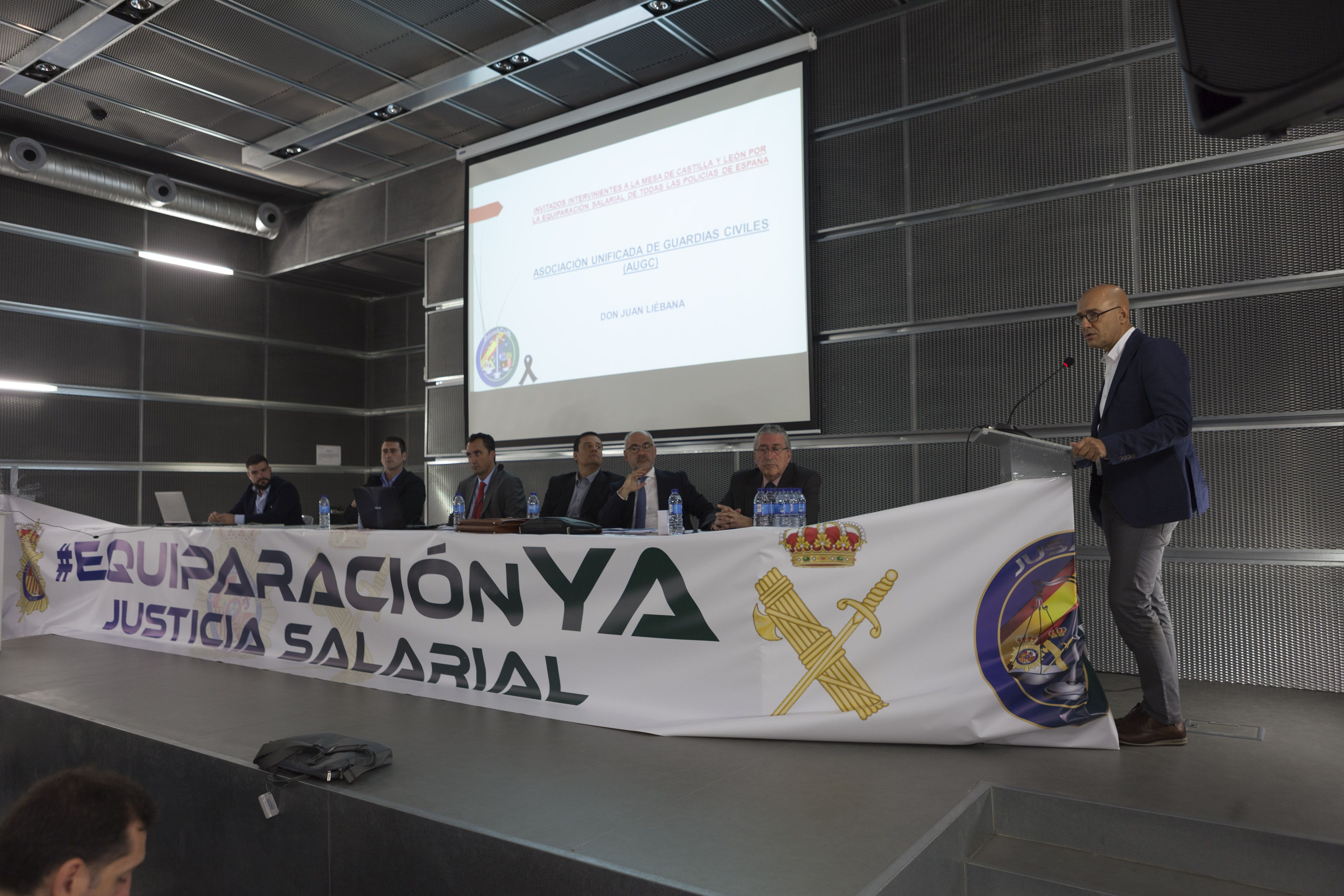 Juan Liébana, secretario de Relaciones Institucionales de AUGC, durante su intervención en el acto convocado por JUSAPOL el pasado septiembre en Palencia.