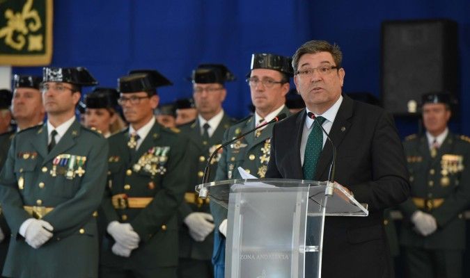 Ejercer la compatibilidad a un guardia civil le supone acudir por sistema a un Tribunal de Justicia.