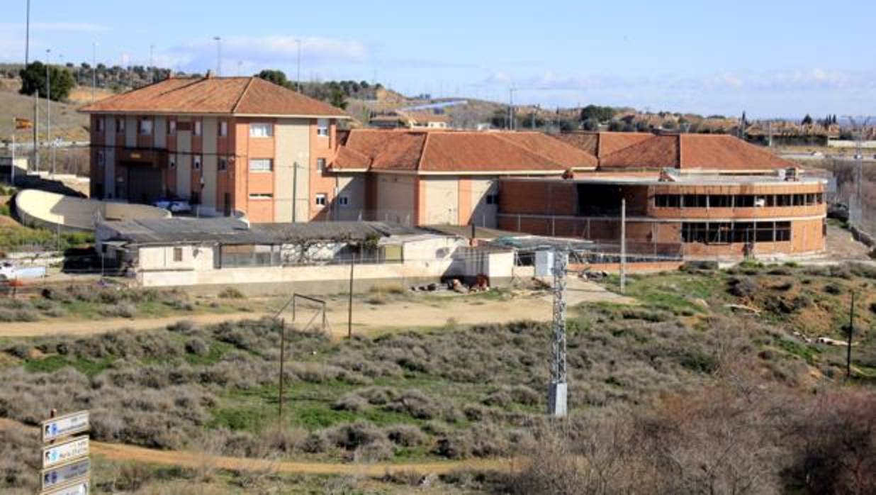 Edificio del destacamento de Tráfico de Toledo. Foto: Ana Pérez Herrera / ABC
