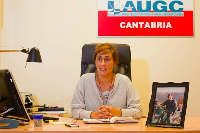 Pilar Villacorta, una de las representantes de AUGC expedientadas por defender sus derechos.