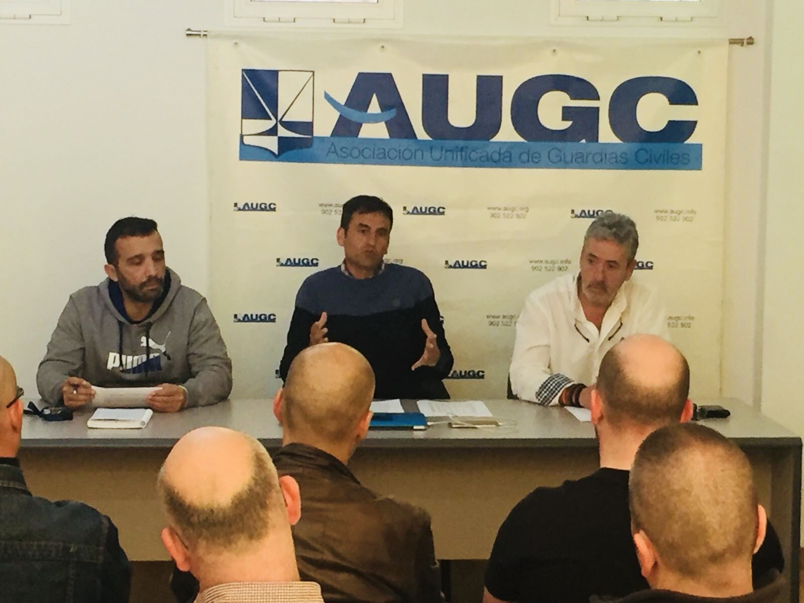 Representantes de AUGC en la Asamblea informativa