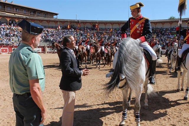 Un guardia civil en un festejo taurino.