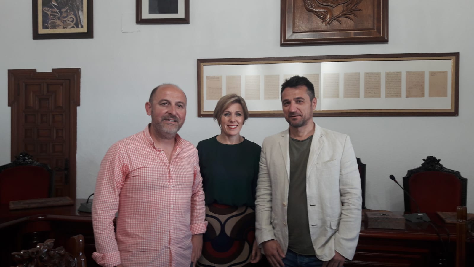 Representantes de AUGC Córdoba con la Alcaldesa de Montoro