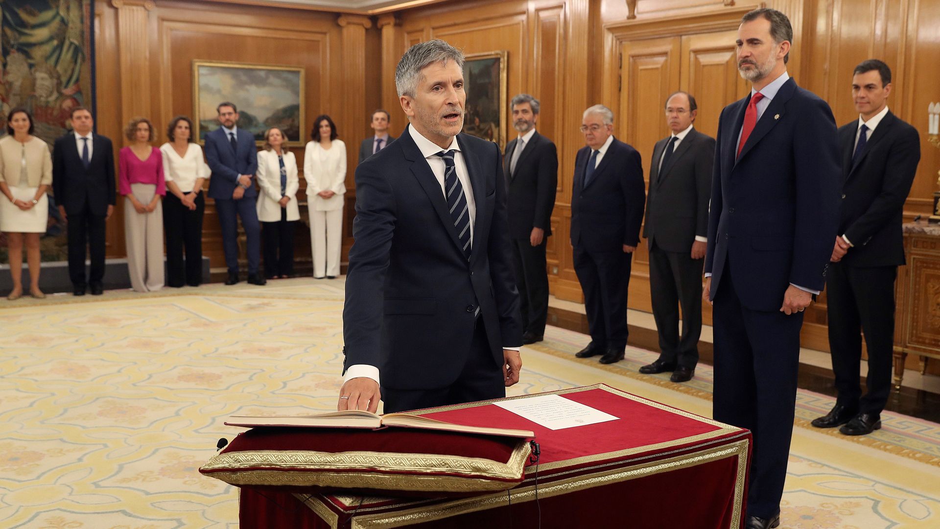 El ministro del Interior, Fernando Grande-Marlaska, en el momento de prometer su cargo. El Pleno del Consejo celebrado el pasado miércoles fue el primero celebrado con el nuevo Gobierno.
