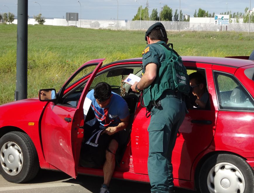 El estrés es uno de los principales riesgos laborales de los guardias civiles.