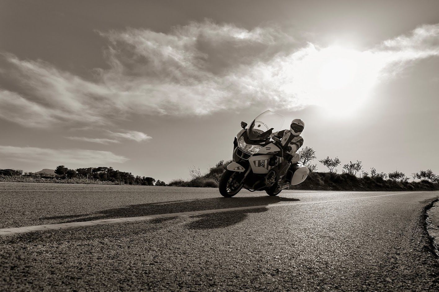 Un motorista de la Agrupación de Tráfico de la Guardia Civil.