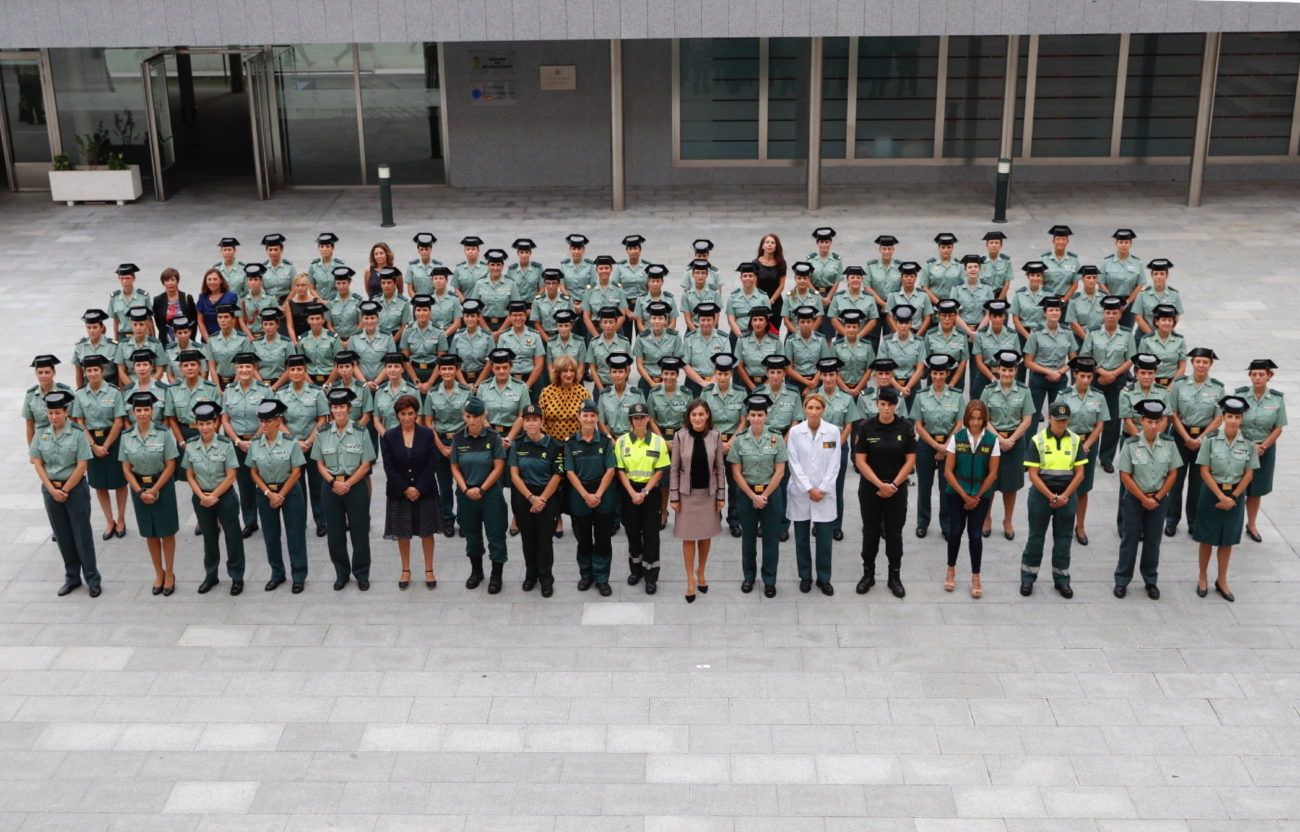 Imagen de archivo de los actos conmemorativos del pasado año celebrando la presencia de la mujer en la Guardia Civil, presididos por la reina Letizia.