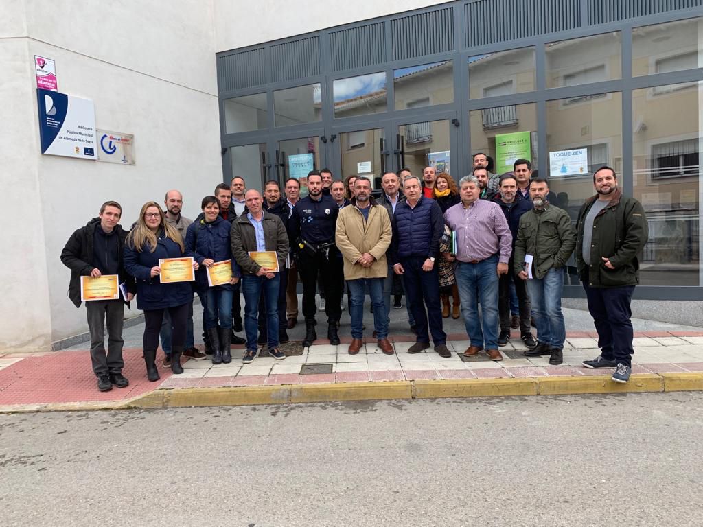 Foto de grupo de los participantes en la Jornada.