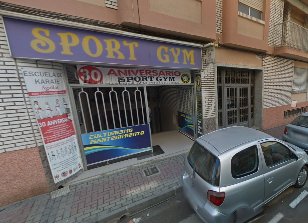 Los hechos tuvieron lugar frente al gimnasio donde se ejercitaba el guardia civil fuera de servicio, en la localidad murciana de Águilas.