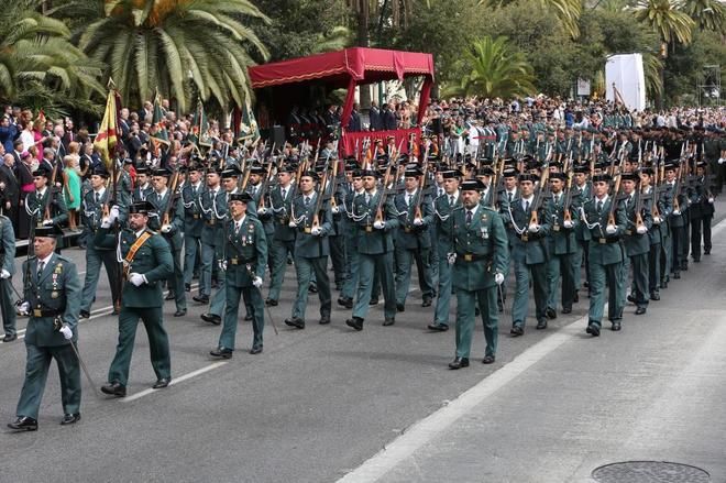 Imagen de archivo de un desfile con la participación de trabajadores de la Guardia Civil.