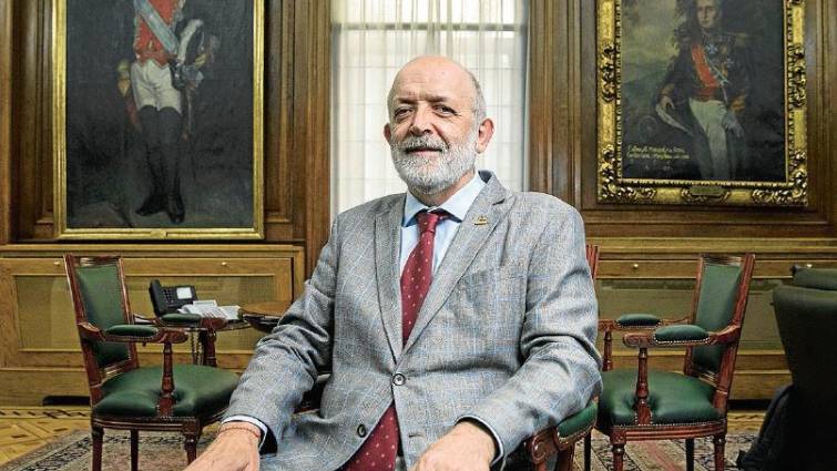 Félix Azón, director general de la Guardia Civil.