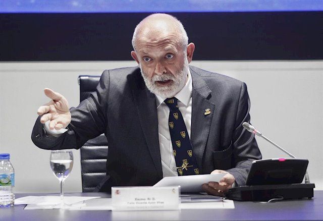 El director general de la Guardia Civil, Félix Azón.