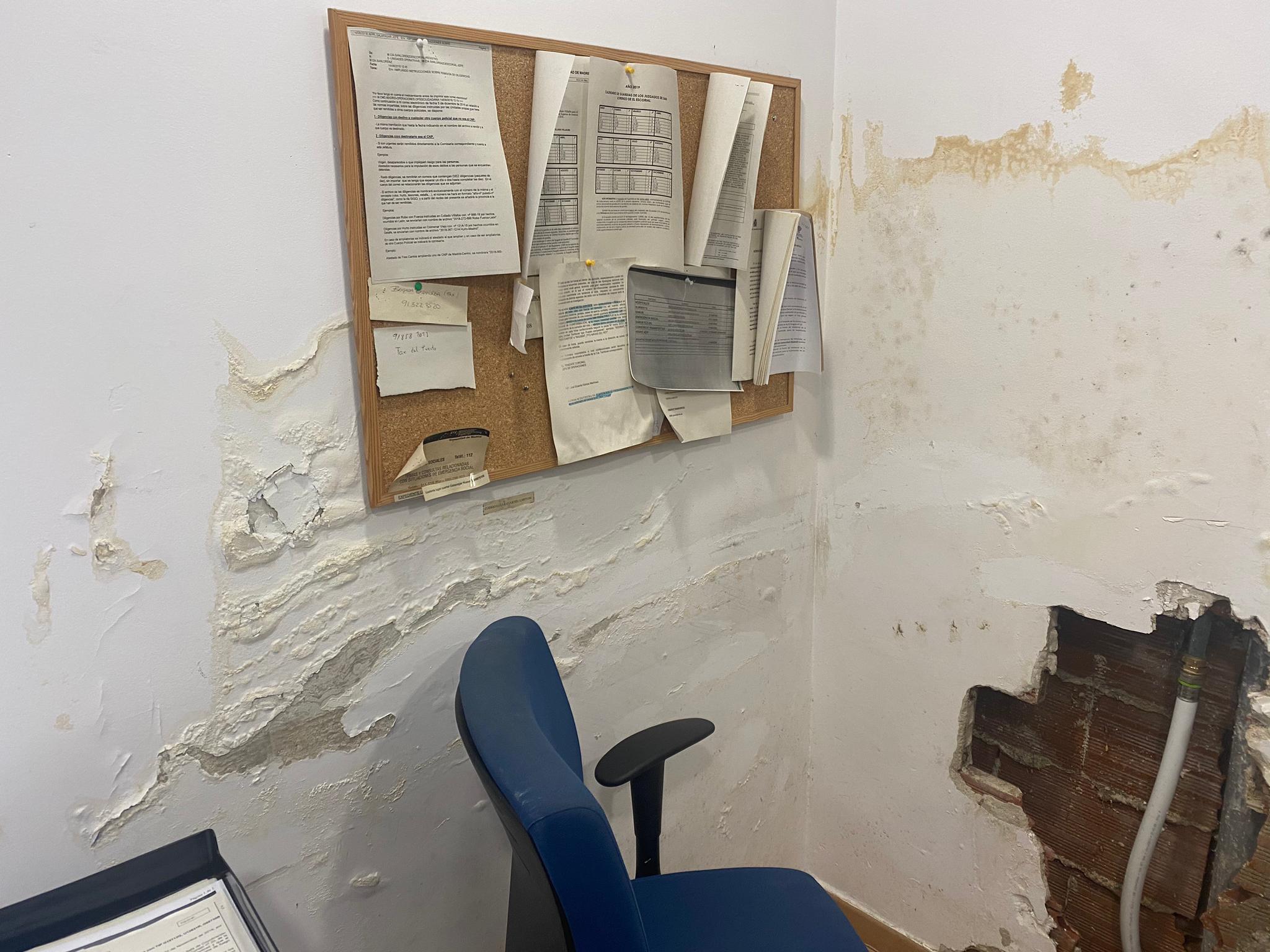 Imagen del lamentable estado de las instalaciones del cuartel de Galapagar.