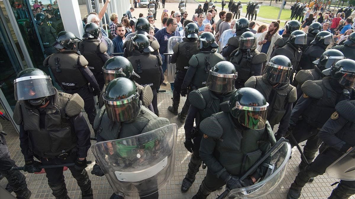 Antidisturbios de la Guardia Civil.