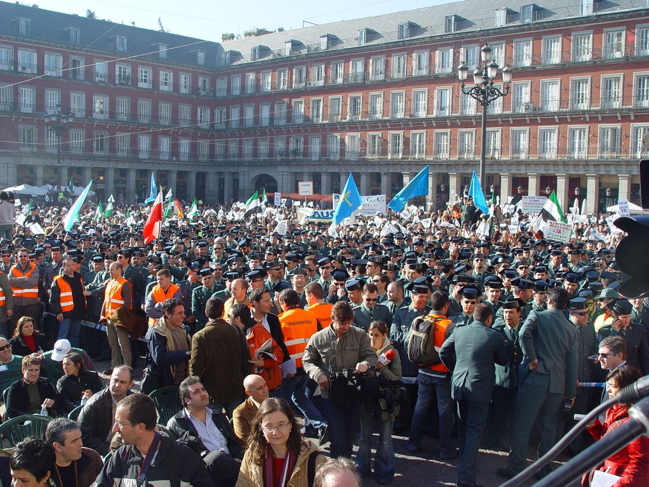 La Plaza Mayor de Madrid ya fue escenario en 2007 de una histórica concentración de guardias civiles.