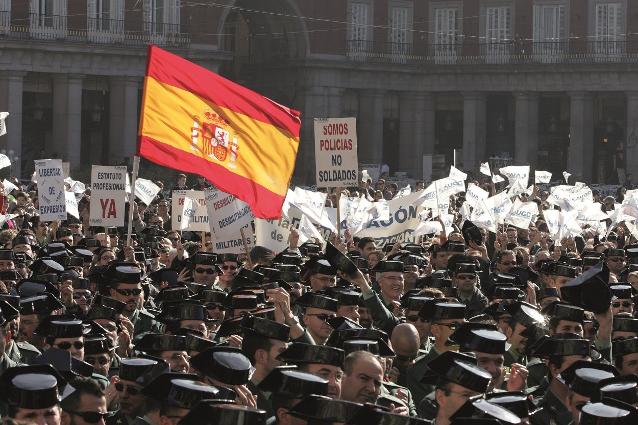 Imagen de la histórica concentración de 2007 en la Plaza Mayor de Madrid.