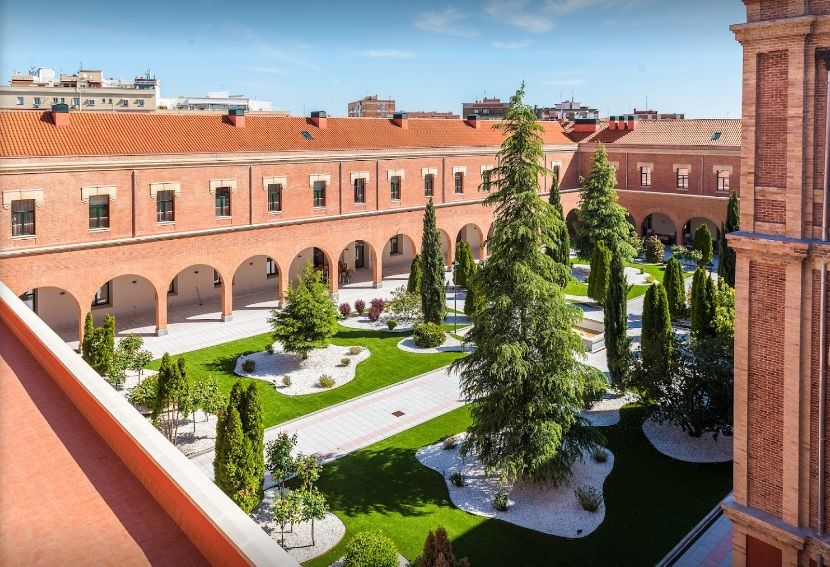 Residencia Colegio Infanta María Teresa, de la Asociación Pro-Huérfanos de la Guardia Civil.