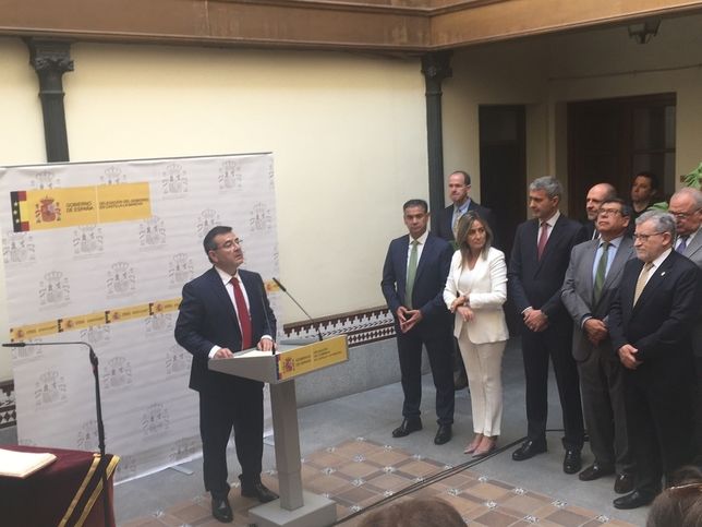 Imagen de archivo del subdelegado del Gobierno en Toledo, en el día de su toma de posesión del cargo.