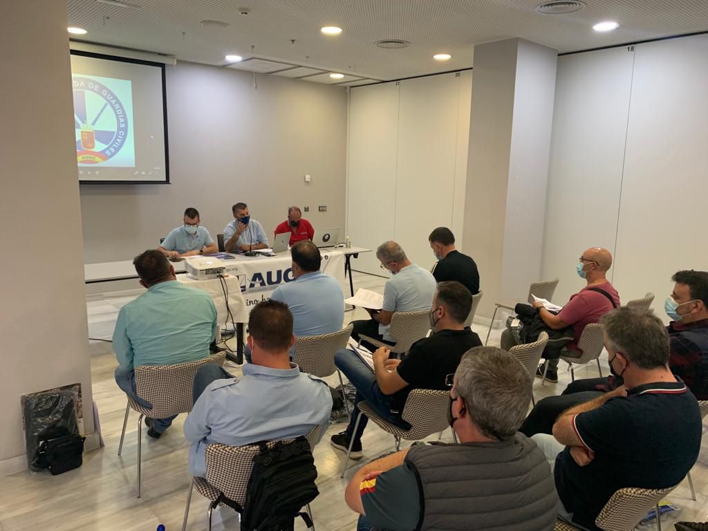 Un momento de la asamblea de AUGC Murcia.