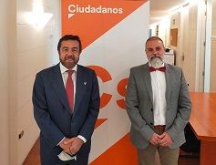 Con Miguel Gutiérrez, de Ciudadanos.