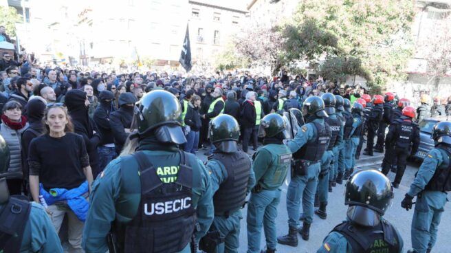 Guardias civiles durante una manifestación.