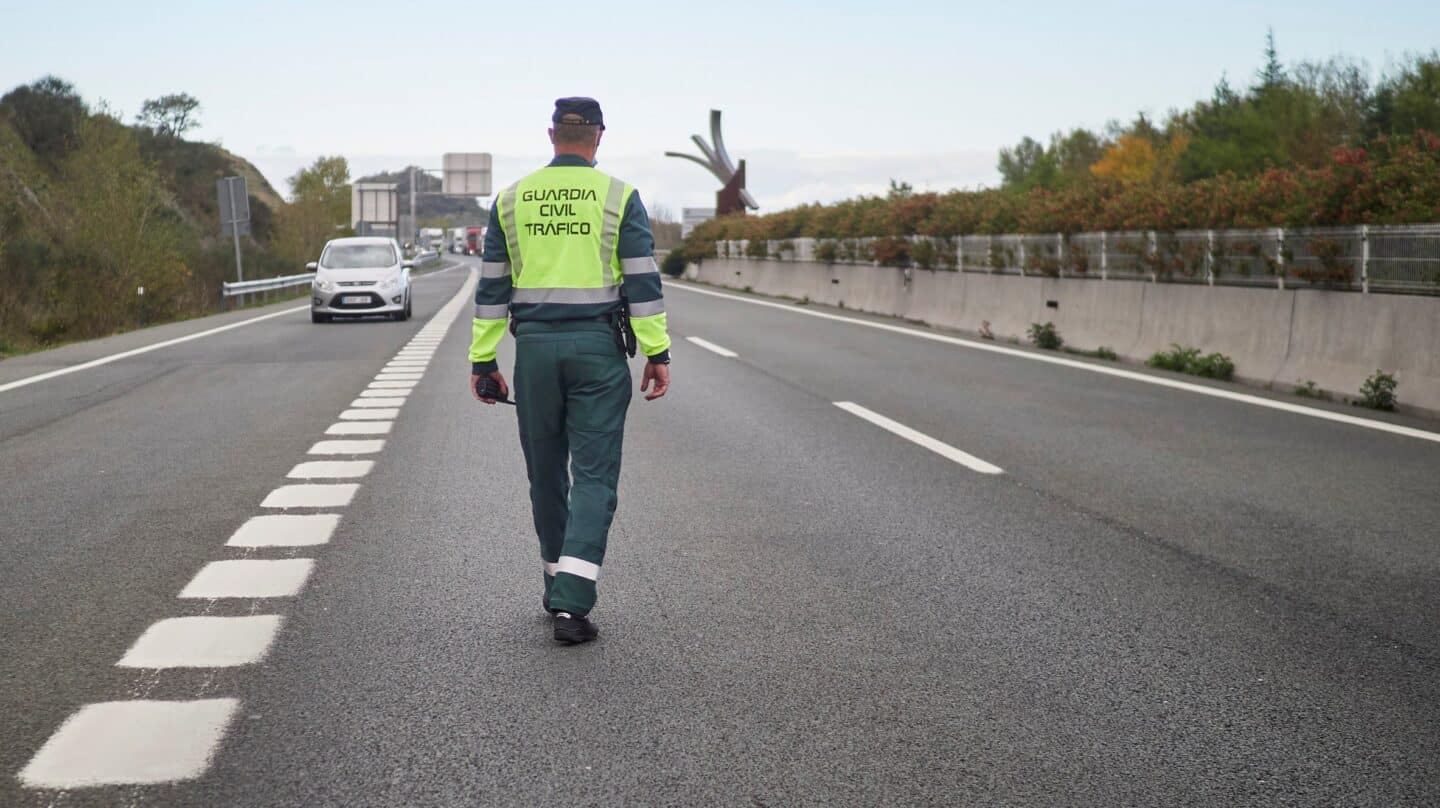 Un guardia civil de Tráfico.