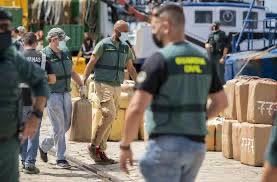 AUGC HUELVA, ha presentado un escrito, donde solicita a la Subdelegada del Gobierno, que se establezcan medidas de seguridad en el tinglado, donde se deposita la droga en el Puerto de Huelva.