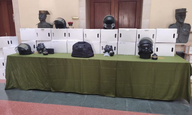Protecciones para los agentes de Melilla. Fotografía: AUGC.