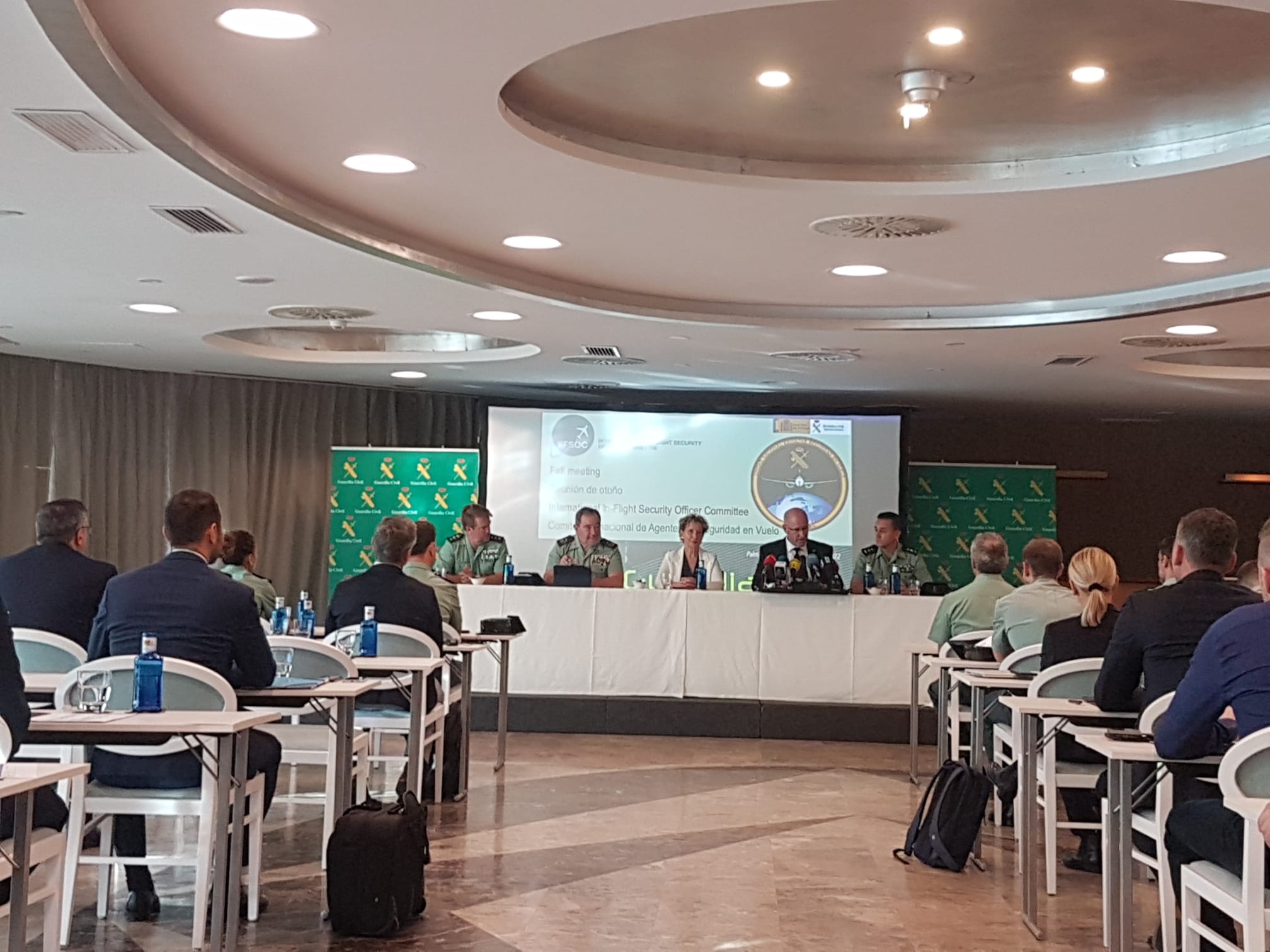 Presentación de la UNESEV tras la reunión del Comité Internacional de Agentes de Seguridad en Vuelo celebrada en Palma de Mallorca.