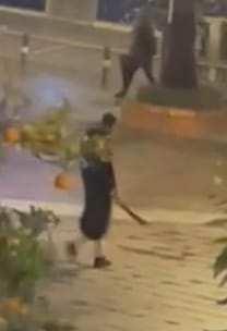 El individuo del presunto atentado terrorista de ayer iba armado con un machete.